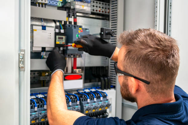 Best Licensed Electrician  in Winfield, TN